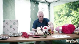 Yard Sale Sex – Amanda Clarke