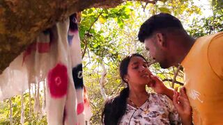 Indian desi bhabhi hot xxx – Both the boy and the girl are newly married and have come to visit the forest..